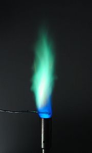180px-Flametest--Cu.swn